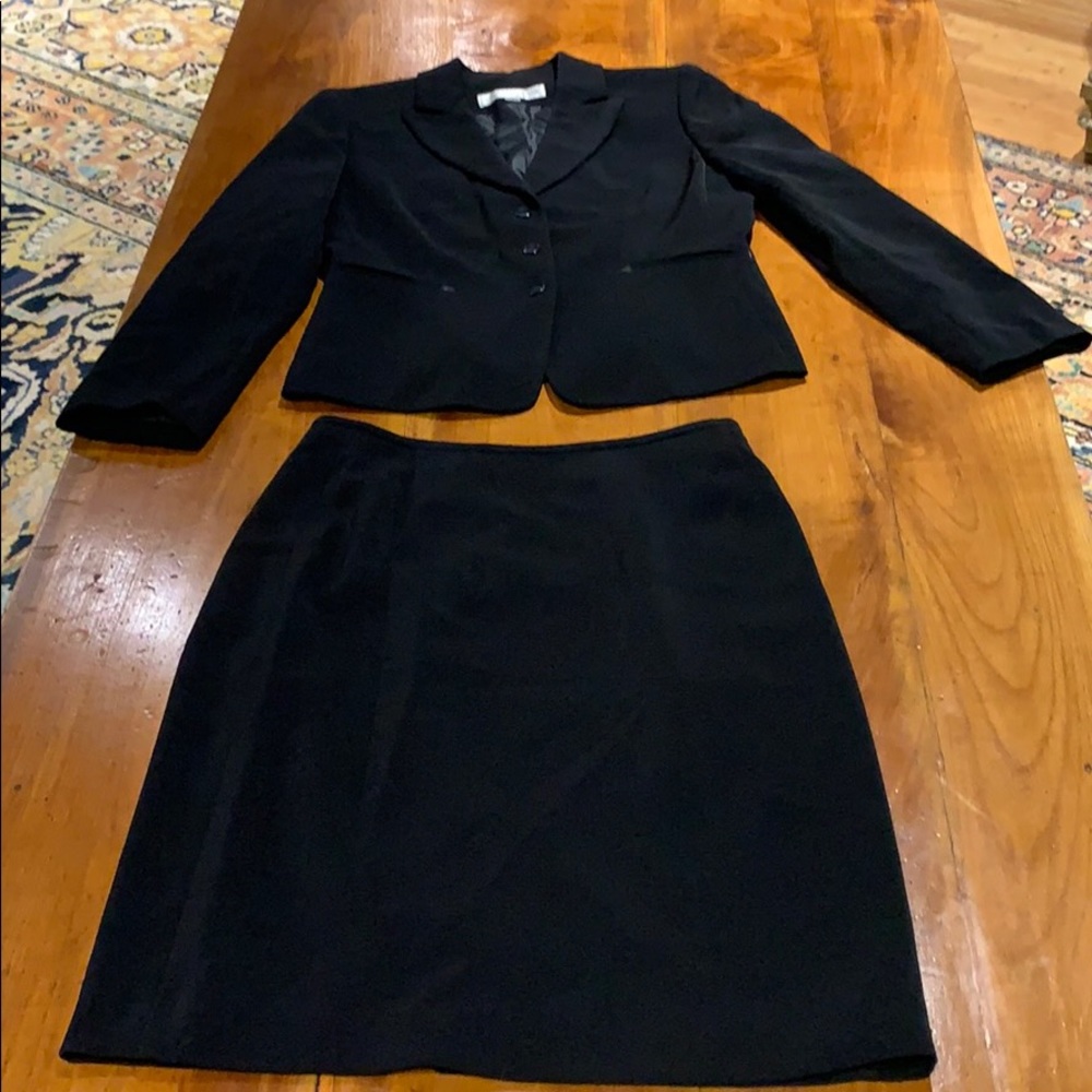 Suit